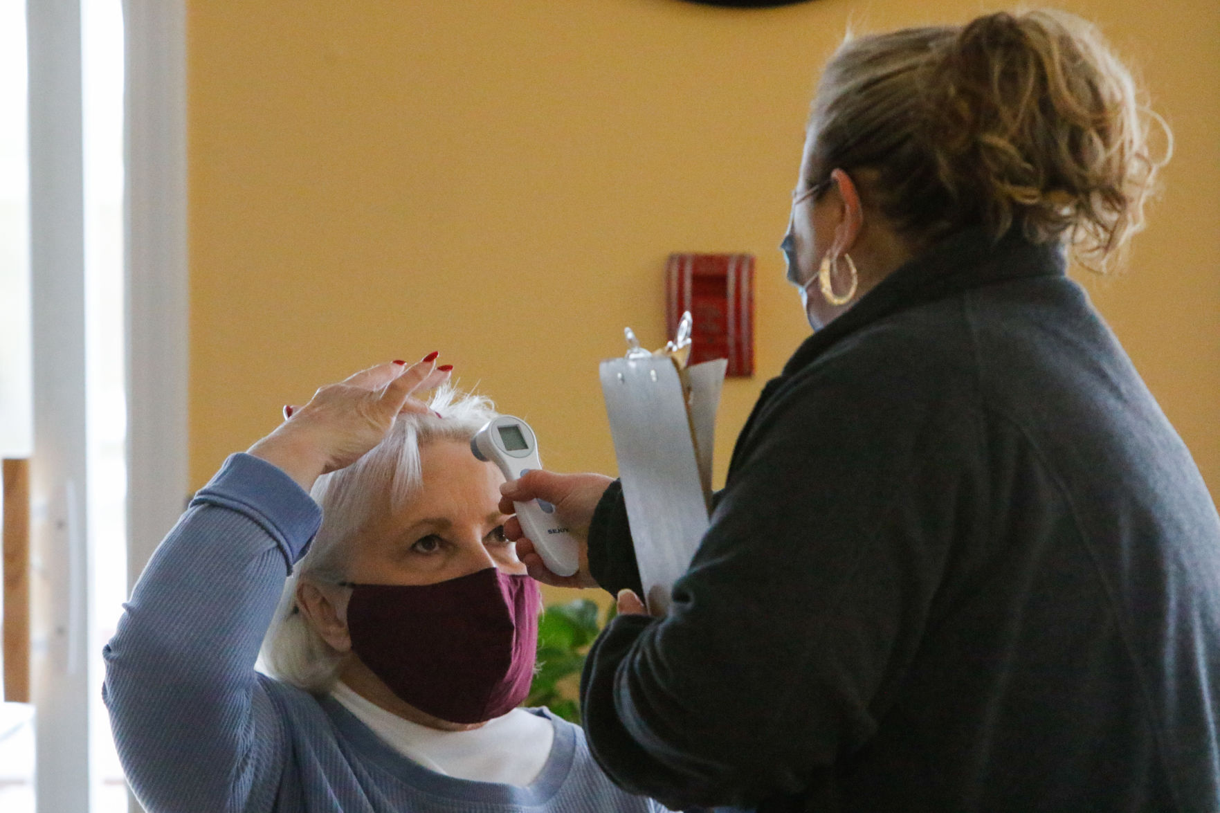 COVID-19 vaccine administered at AHEPA apartments